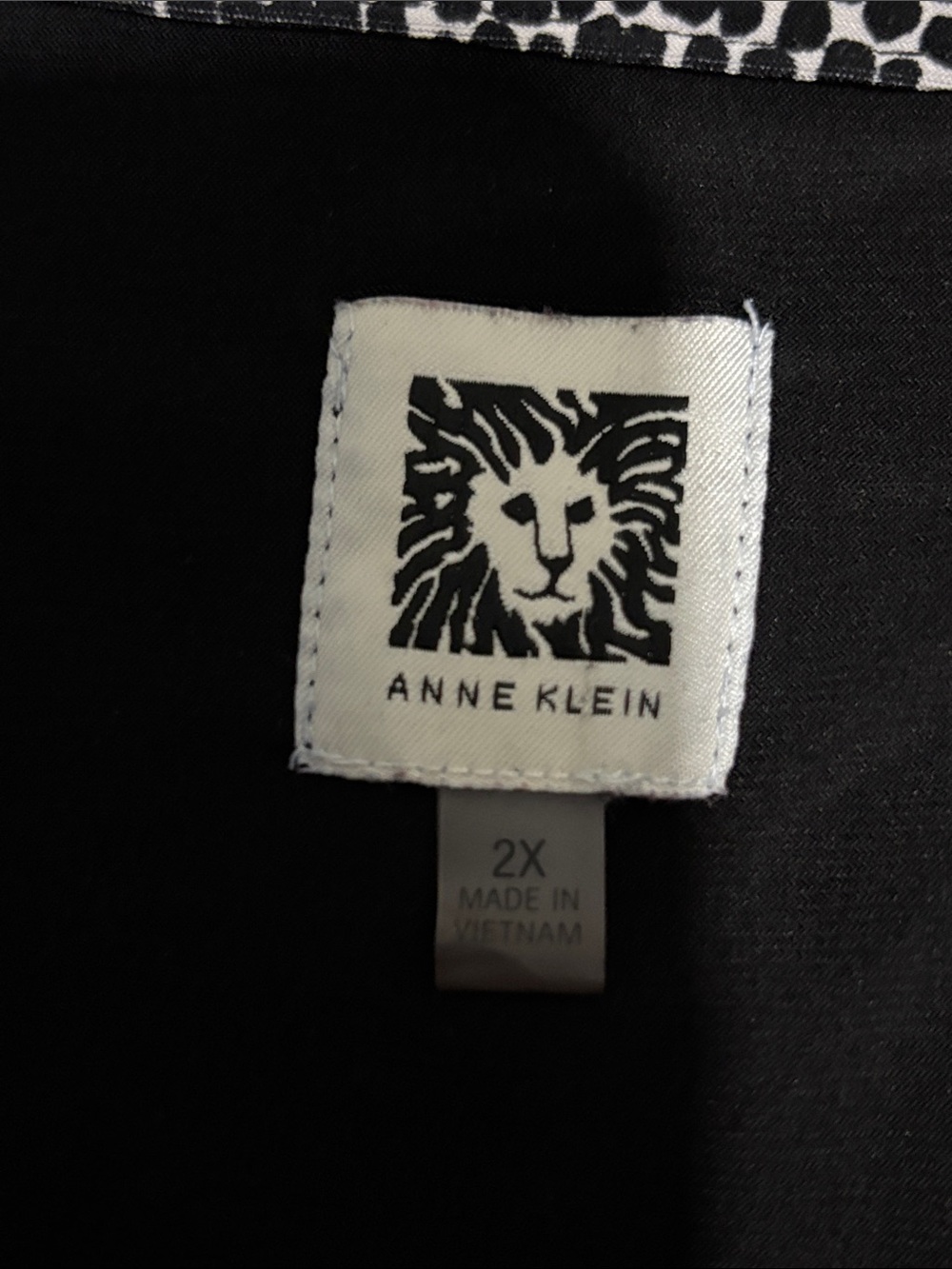 Anne Klein Black & White Textured Swing Tunic Top - Picture 4 of 5